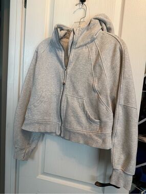 Lululemon XS/S Light Gray full Zip Scuba hoodie